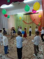 Дарим праздник Дарим праздник.