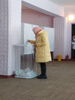 На выборы всем коллективом На выборы всем коллективом.